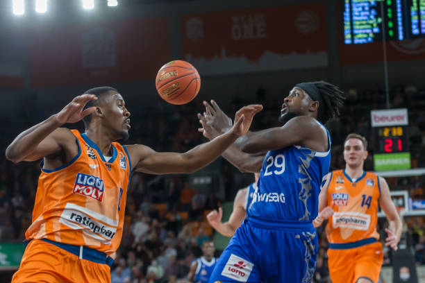 让对方防不 让对方防不