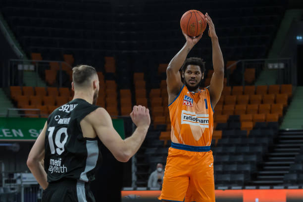 顶替年仅1 顶替年仅1