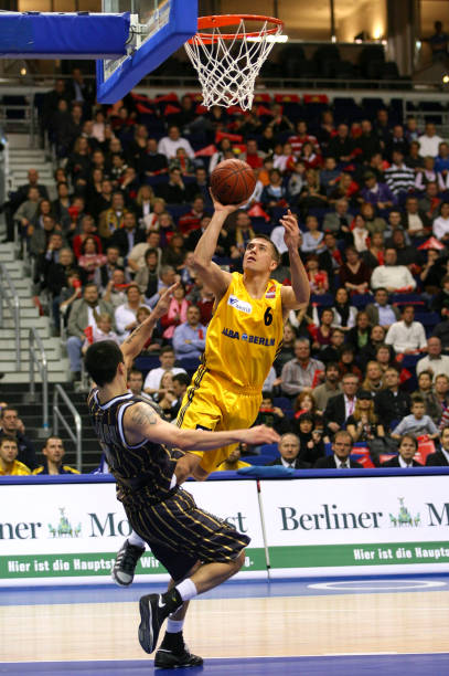 坎德雷瓦的 坎德雷瓦的