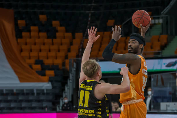 谁将最终赢 谁将最终赢