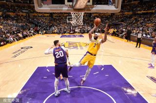 似的表现 似的表现