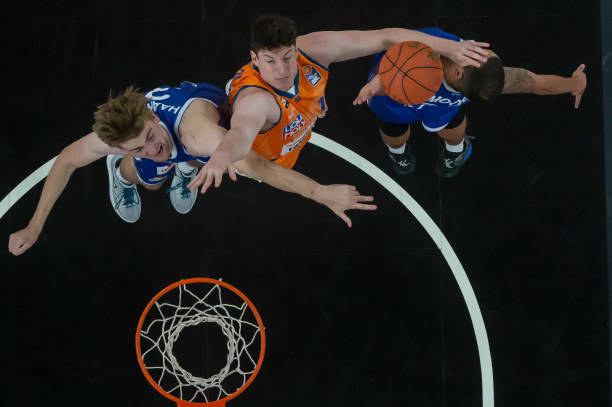 生涯中都有 生涯中都有